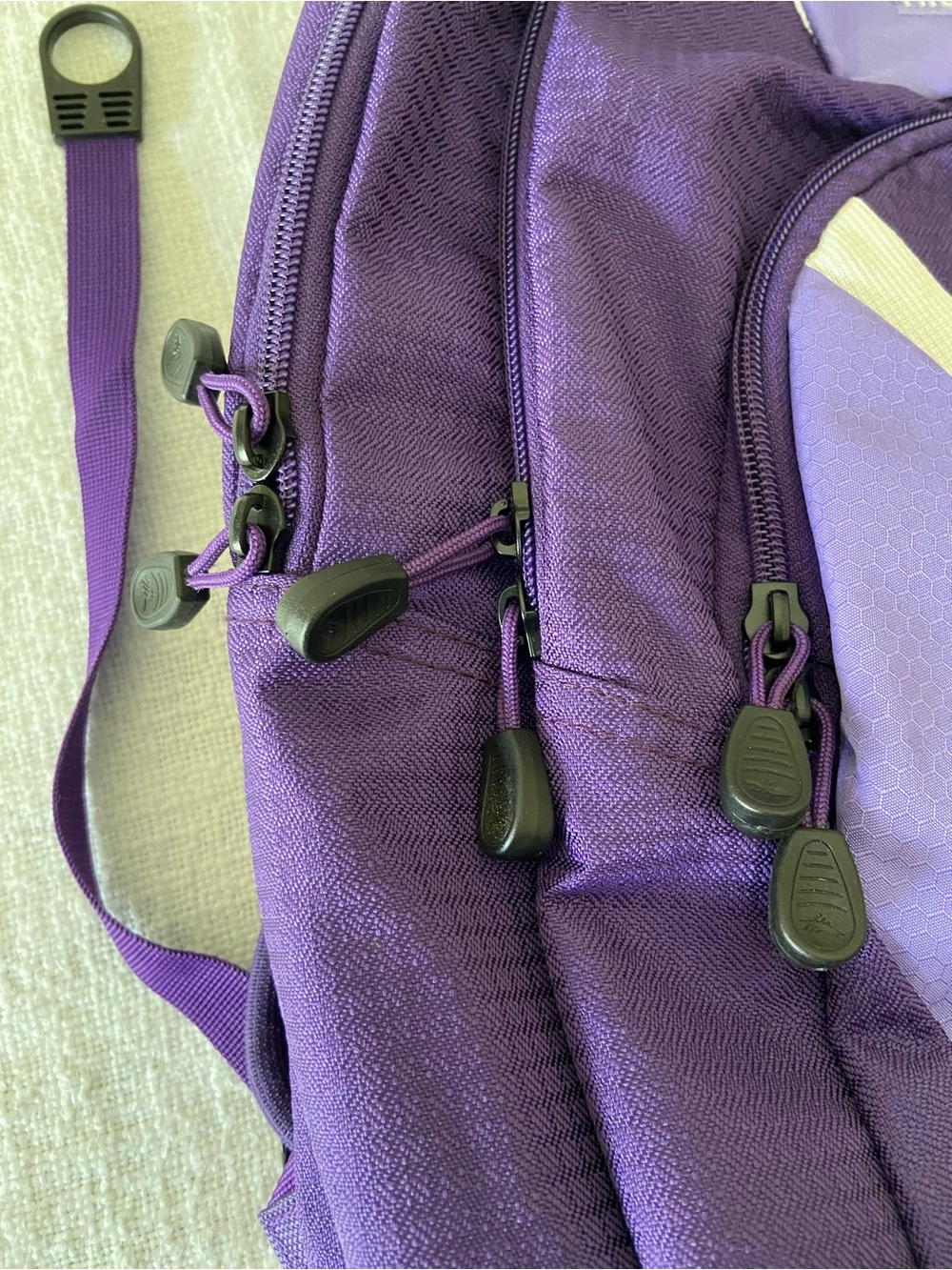 NWT High Sierra Backpack Purple and White Standard Size OS - Picture 15 of 15